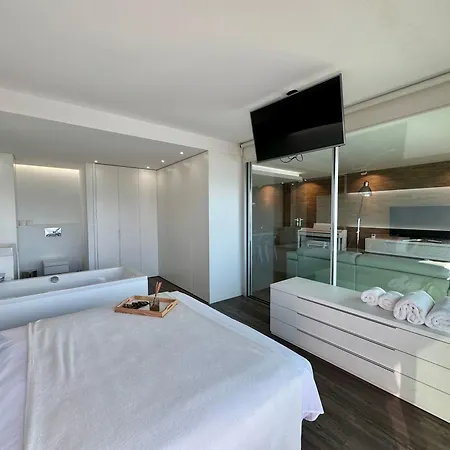 Vista Ria Premium Piano Y Banera Relax Appartement *