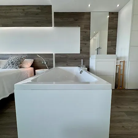 Vista Ria Premium Piano Y Banera Relax